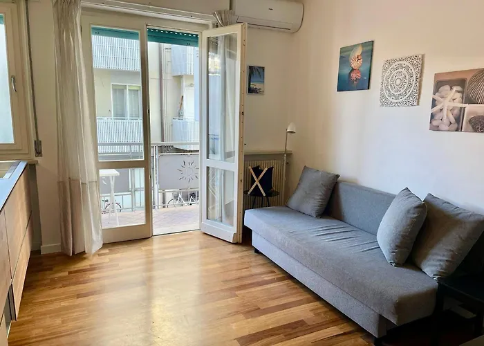 Isola Del Sole & Dionea Appartement *