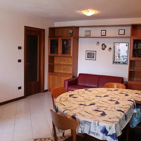 Isola Del Sole & Dionea Apartment