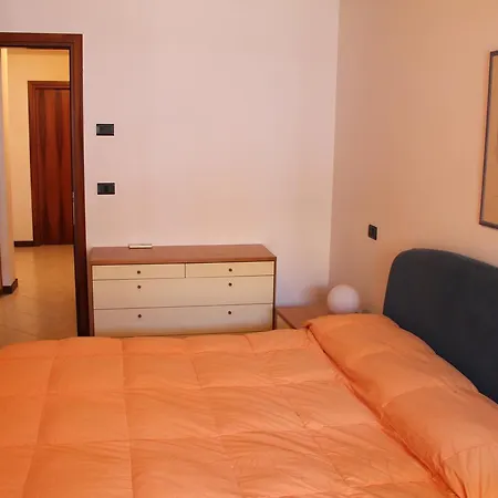 Isola Del Sole Apartman *