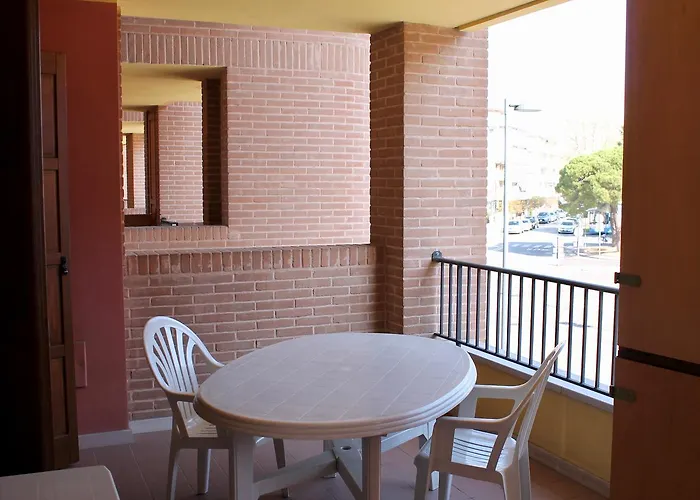 Isola Del Sole & Dionea *